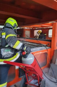 Maschinebrand in Industriebetrieb